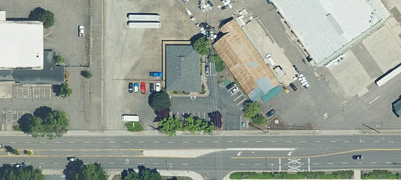 100 Stewart Ave