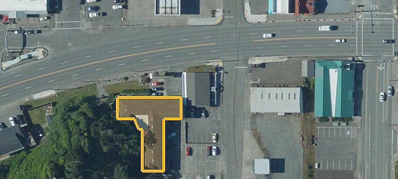 490 Hwy 101