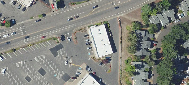 5456 Riv N Rd