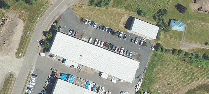 221 Commercial Pkwy