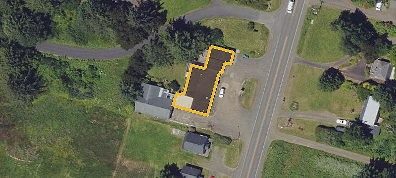 1685 Hwy 101st N
