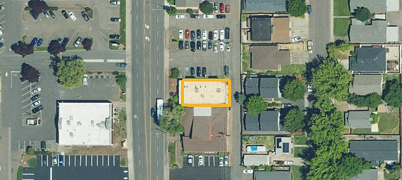 516 Crater Lk Ave