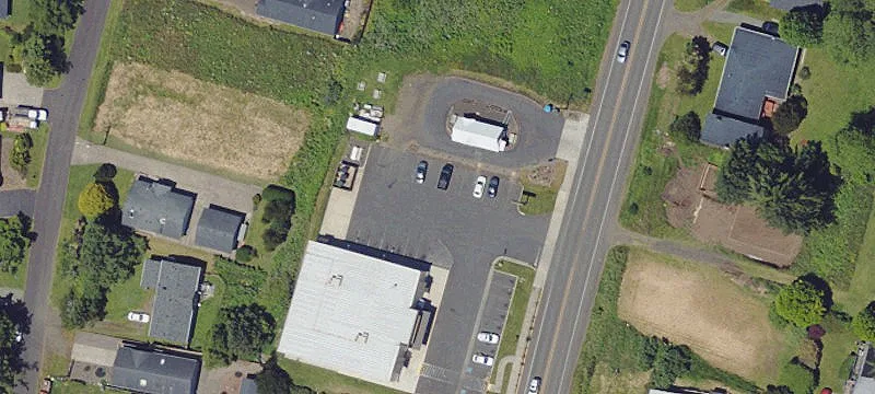 935 Hwy 101st N