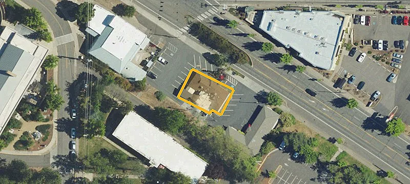 1380 Siskiyou Blvd