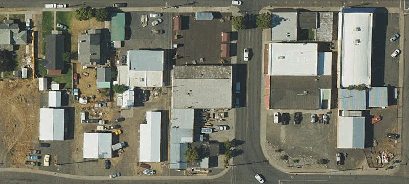 411 Main St