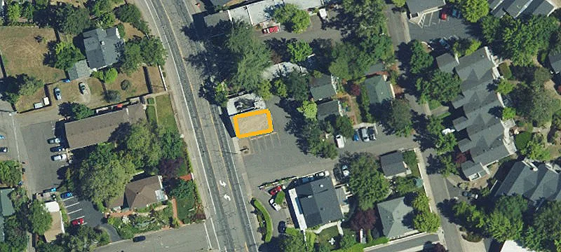 474 Main St