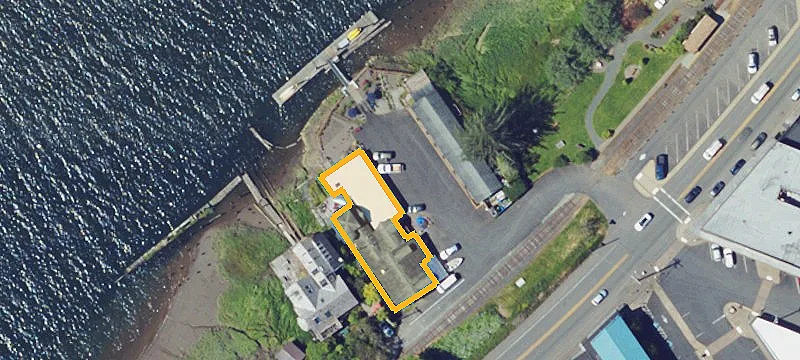 580 Marine Dr