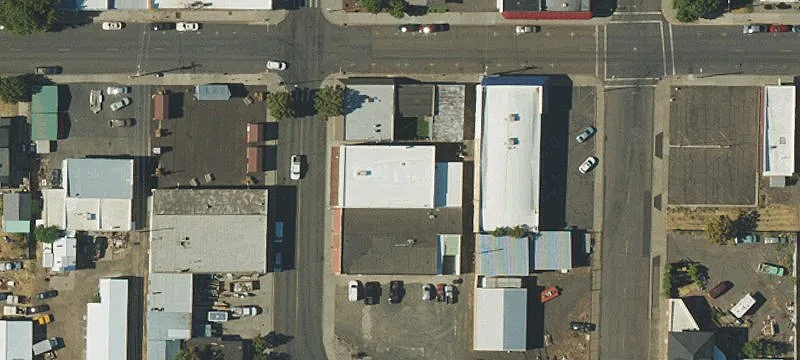 412 Main St