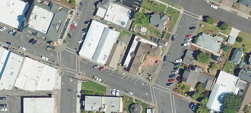 230 Charles St