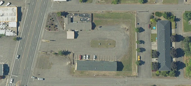 101 Main St
