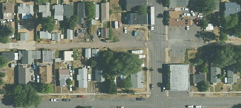 820 Main St