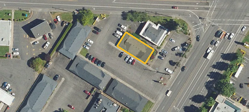 1585 Pacific Hwy
