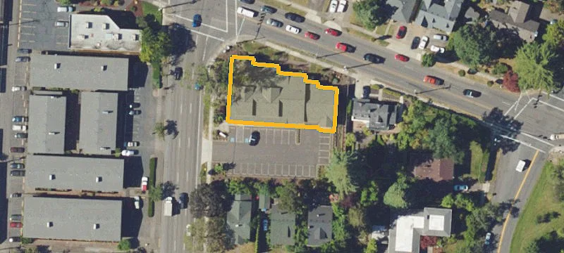 800 Liberty SE St