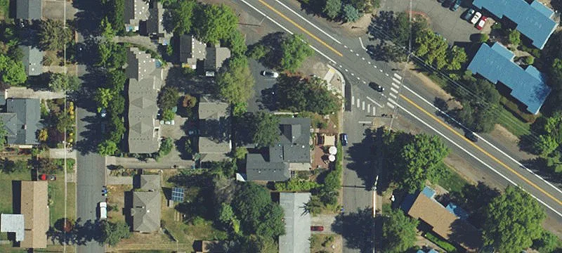 2190 Siskiyou Blvd
