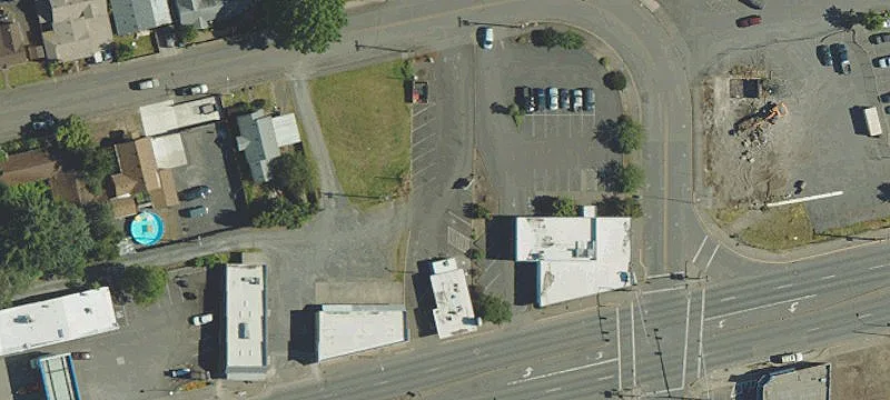 1364 Main St