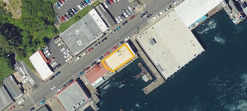 325 Bay Blvd