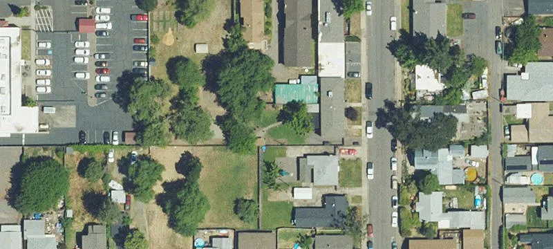 16 Peach St