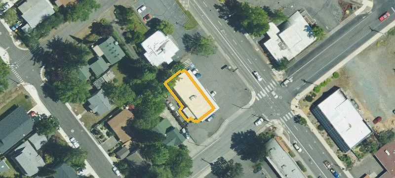 407 Main St