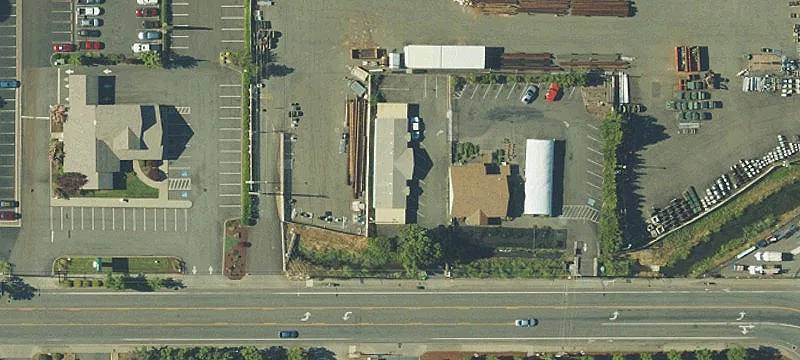 152 Un Ave