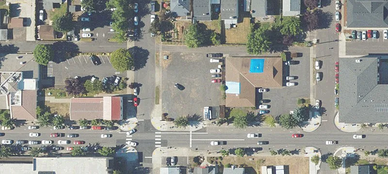 102 12th Ave