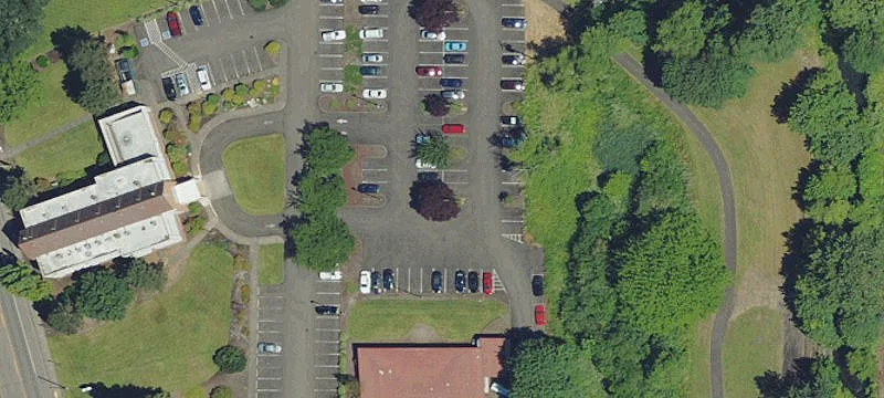 325 Santiam Hwy