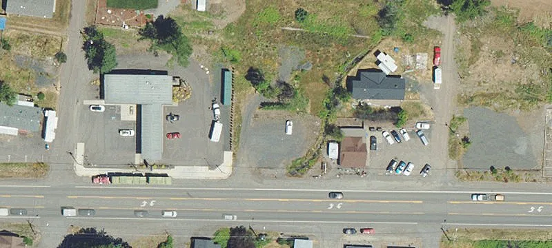 601 Santiam Blvd