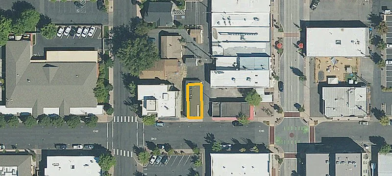 627 Deschutes Ave