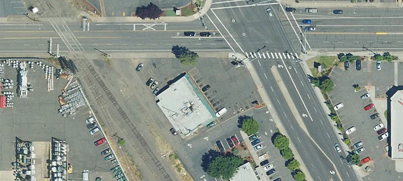 1080 Riverside Ave