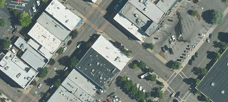 636 Main St