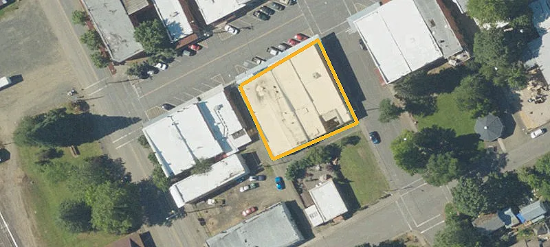 122 Locust St