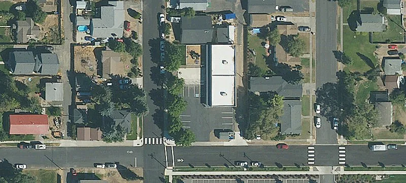 1055 Deschutes Ave