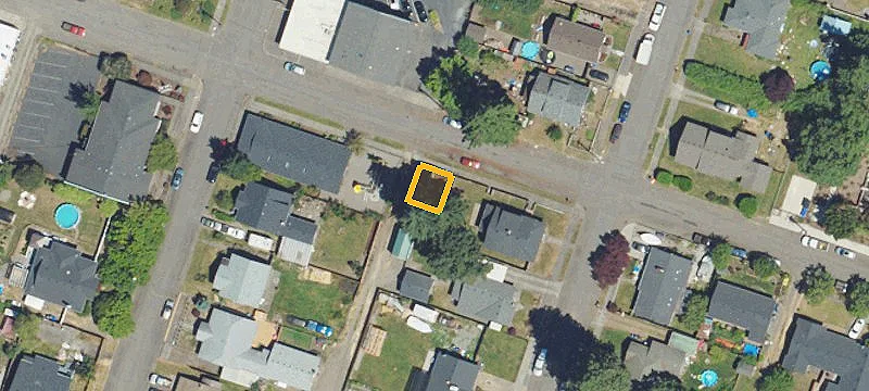 214 2nd St