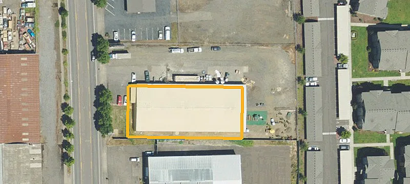 915 Main St, Unit 2
