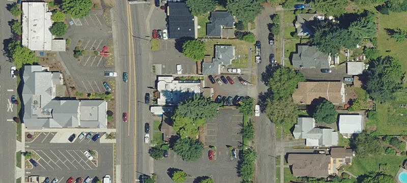 185 Santiam Hwy