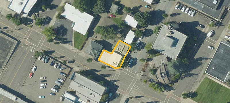 358 Jackson St