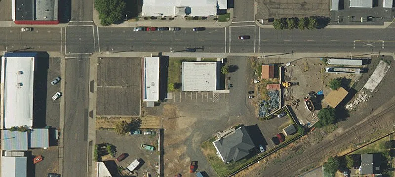 112 5th Ave