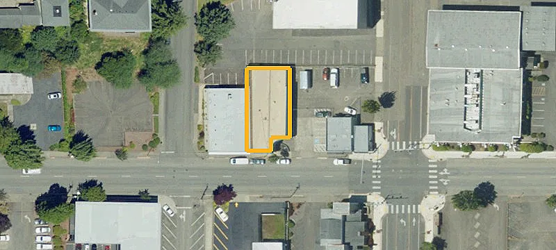 454 Commercial Ave