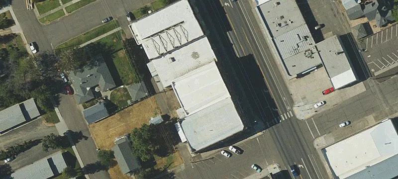 914 Main St
