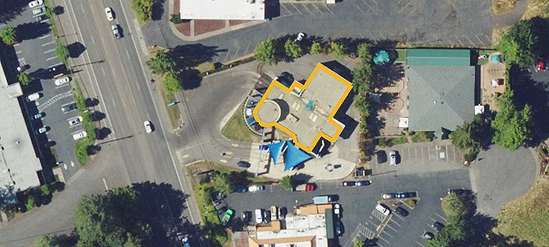 4096 Commercial SE St