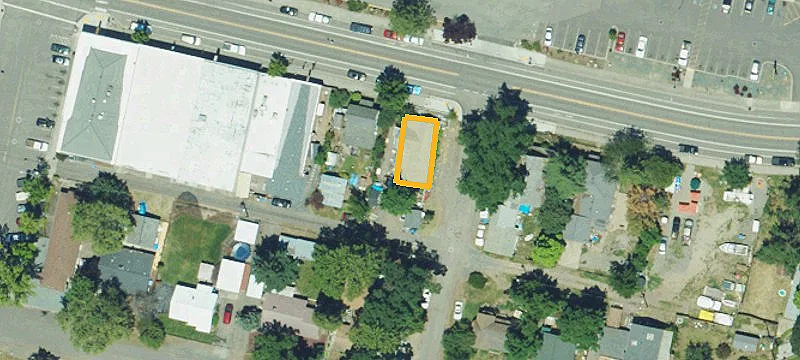 304 2nd Ave