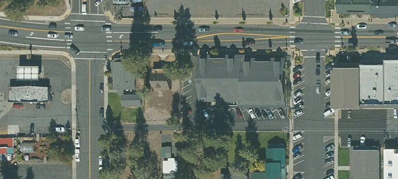 351 Cascade Ave
