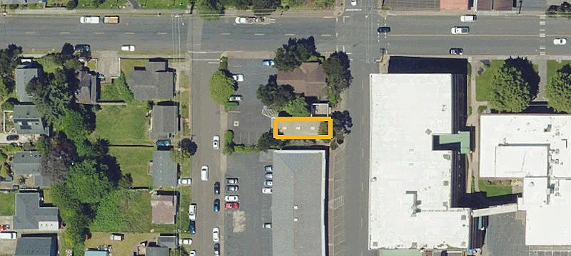 15 Lee St