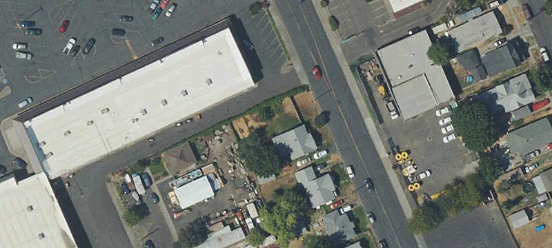 201 17th St