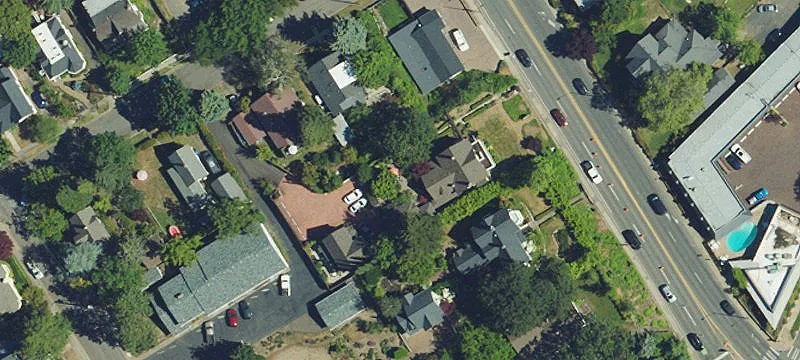 137 Main St