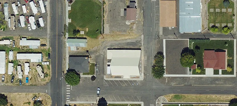 325 2nd St