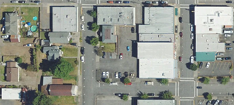 260 2nd Ave