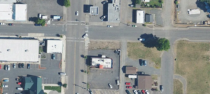 402 Main St