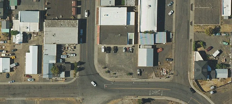 406 Main St