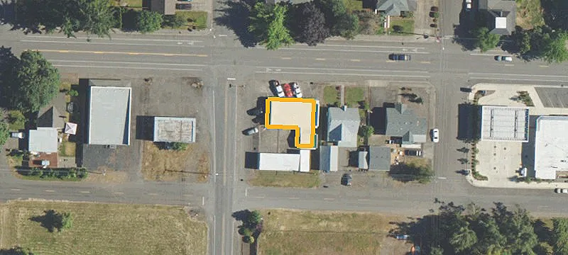 790 Main St