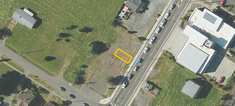 860 Hwy 99w